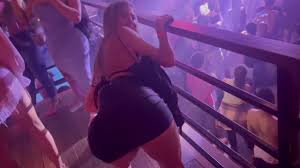 Big-tailed blonde gets excited at the club and ends up having good sex in  the bathroom.