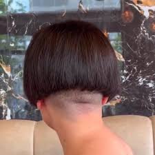 bob-hair | Haircut, headshave and bald fetish blog | Page 7