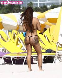 Elettra Lamborghini  ElettraLambo  elettralamborghini  elettraz Гола  изтичане OnlyFans снимка 87 - Nudogram v2.1