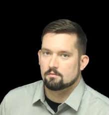 Benjamin Rieker's Instagram, Twitter & Facebook