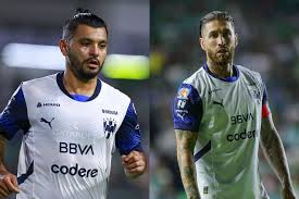Liga MX 2025: Tecatito Corona renace con Rayados y agradece a Sergio Ramos:  Te ayuda a ser mejor | MARCA México
