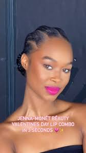 WomensHistoryMonth 💐 👯‍♀️ Meet our Beauty! Jade Bryan (@fitjaureliab),  THE fitness guru 💪🏼 from St.Croix, USVI 🇻🇮 ⠀⠀⠀⠀⠀⠀⠀⠀⠀ “Jade shares that  working in the fitness industry as a woman, for her, means