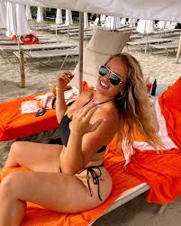 Kristen Louelle - Free pics, galleries & more at Babepedia
