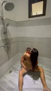 TikTok Babe Maddie Davies Getting Fucked In The Shower - XXBRITS