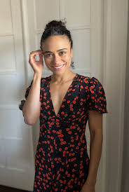 Lauren Ridloff - Free pics, galleries & more at Babepedia