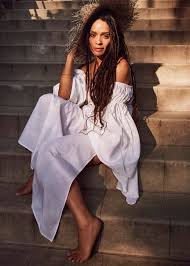 Lisa Bonet - Free pics, galleries & more at Babepedia