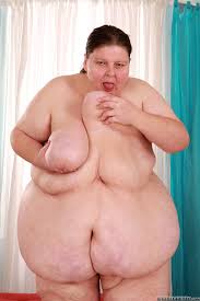 Massively obese woman Antonia C gets naked before being fucked - Pichunter