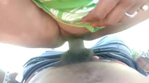 देशी भाभी को जंगल मे ले जा के चोदा - XNXX.COM