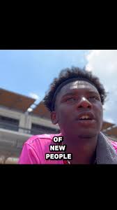 @flashine Charles Singletary, what a sleeper, small talk but listen to what  the young man says.