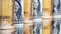 Dollar shoots up against dong