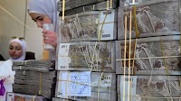 Syrian pound rises by 30% after Trump's sanctions announcement