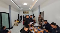 Eight Lao Nationals Caught in Thai Online Gambling Raid