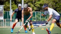 Hockey fans rub shoulders with SA team