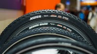 Ready or not, 32” wheels for mountain bikes are coming