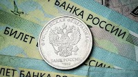 Russian Stock Market, Ruble Tumble on News of Downgraded Ukraine Peace Talks