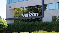 Verizon Outage: Is Your iPhone Stuck In SOS Mode? Here's What's Wrong