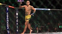 Alex Pereira vs. Dricus du Plessis: Robert Whittaker breaks down potential fight