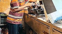 Kolkata man’s passion to fix fountain pens