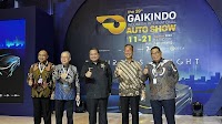 Minister lauds Gaikindo exhibition presenting array of EV options