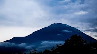 Japan's Mount Fuji breaks record for no snow in October