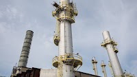 Strathcona boosts bid for MEG Energy to top Cenovus offer