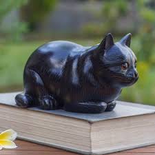 Hand Carved Suar Wood Cat Statuette