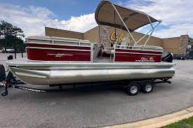 New 2024 Sun Tracker Party Barge 22 Xp3