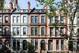 Six Story Brownstone House In New York