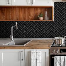 Sunwings Herringbone 12 4 In X 13 In L And Stick Backsplash Tile Stone Composite Wall Tile Black 10 Tiles 8 31 Sq Ft