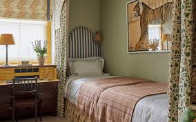 Small Bedroom Ideas How To Make The