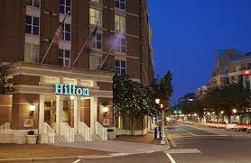 Hilton Alexandria Old Town 𝗕𝗢𝗢𝗞