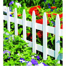 White Wood Picket Garden Fence