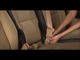 How To Use A Center Seat Belt That