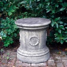 Laurel Round Column Stone Garden Pedestal