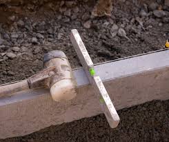 Edge Restraints For Interlocking Pavers