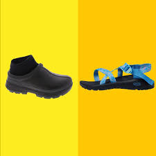 24 Best Walking Shoes 2024 The Strategist