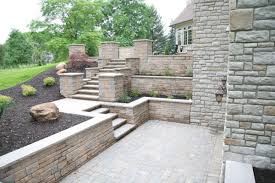 Beautify With Retaining Wall Stairs
