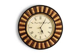 Quartz Brown Wooden Wall Clocks For