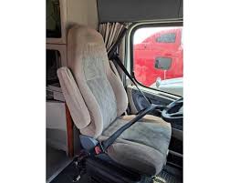 Freightliner Cascadia 125 Seat Front