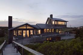 Modern Beach House On Stilts Designs