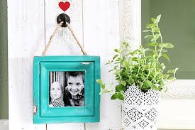 Rustic Farmhouse Style Distressed Frame