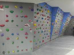 Wooden Bouldering Wall Climbing At Rs