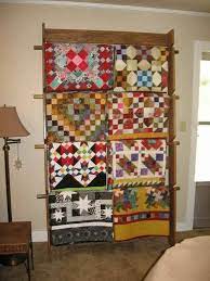 Quilt Hangers