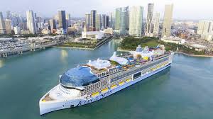 World S Largest Cruise Ship Sets Sail