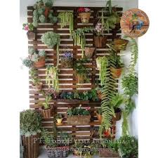 Wall Garden Decor For Your Green House