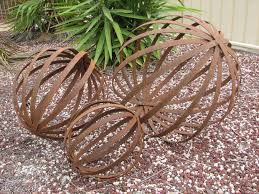 Rusty Metal Garden Decor Metal Yard