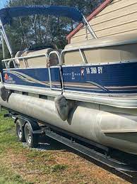 Used 2016 Sun Tracker Party Barge 24