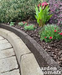 Recycled Rubber Lawn Edging 1m