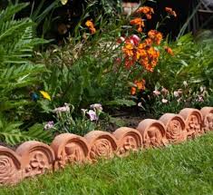 Ideas For Patio Border Inspiration