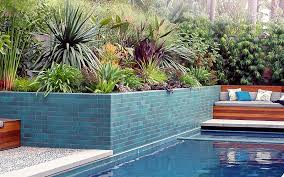 Try These Refreshing Pool Landscape Ideas